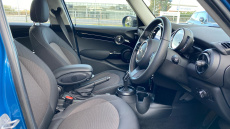 MINI Hatchback 1.5 Cooper Classic 5dr Auto Petrol Hatchback